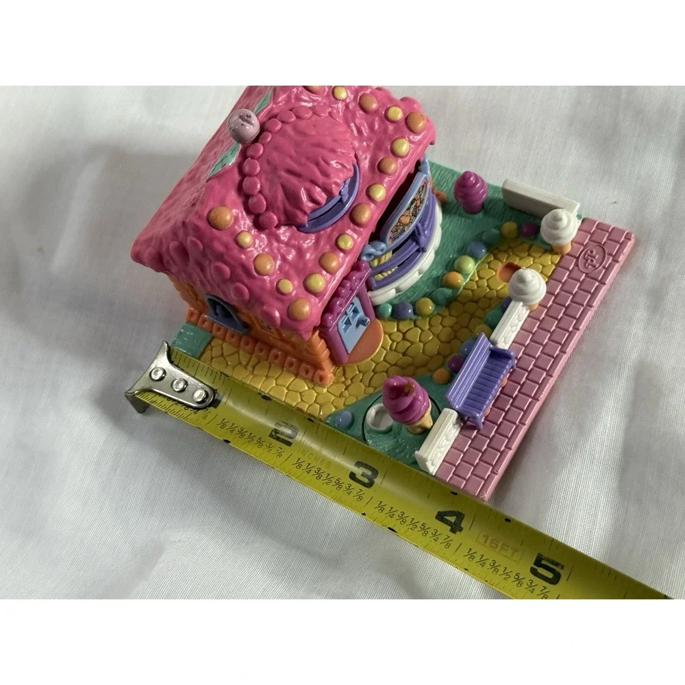 VTG 1995 Polly Pocket Bluebird Ice Cream Parlor Scented Playset No Figures